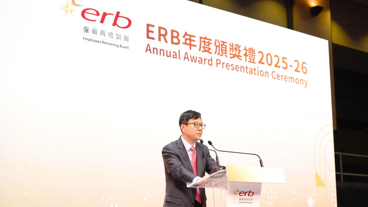 孫玉菡指再培訓局升格後會推出更高端的培訓
孫玉菡指再培訓局升格後會推出更高端的培訓