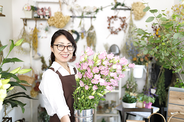 花店實務及花藝設計助理基礎證書 - 就業掛鈎課程 - 港專職業訓練學院 - 即將開課