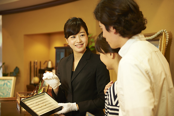 僱員再培訓局ERB 珠寶銷售員基礎證書